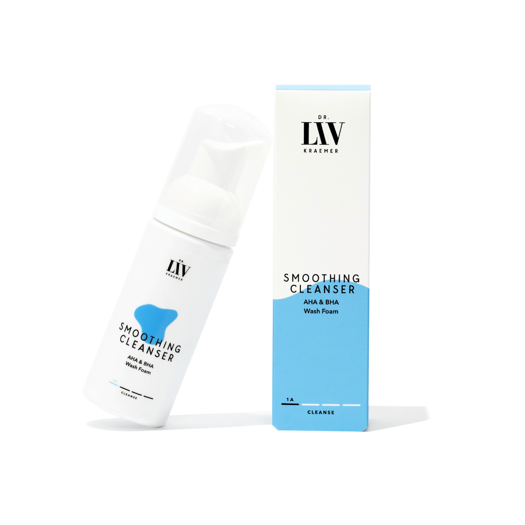 Best selling cleanser Smoothing Cleanser is a AHA BHA wash foam suitable for all skin types. Cleanser for dry skin, dark spots, rosacea-prone skin, acne-prone skin. Developed by dermatologist Dr. Liv Kraemer in Switzerland. Swiss skincare brand.